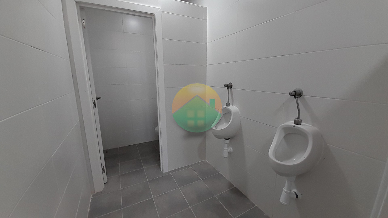 Commercial unit - For Rent