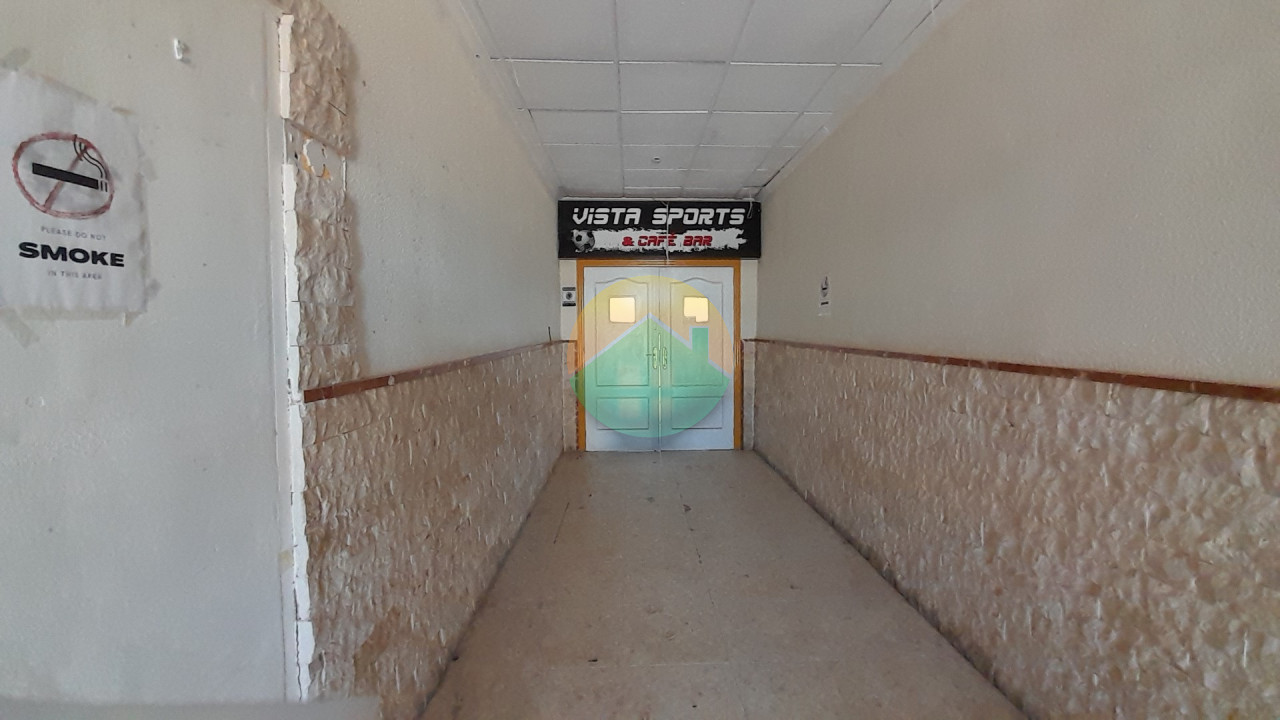 Commercial unit - For Rent