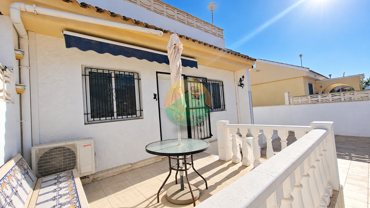 2 Bedroom Semi-Detached For Sale