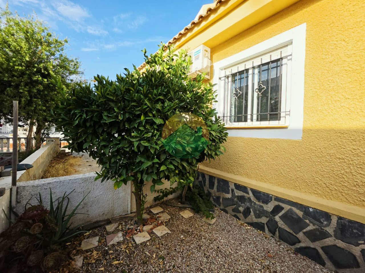 2 Bedroom Semi-Detached For Sale