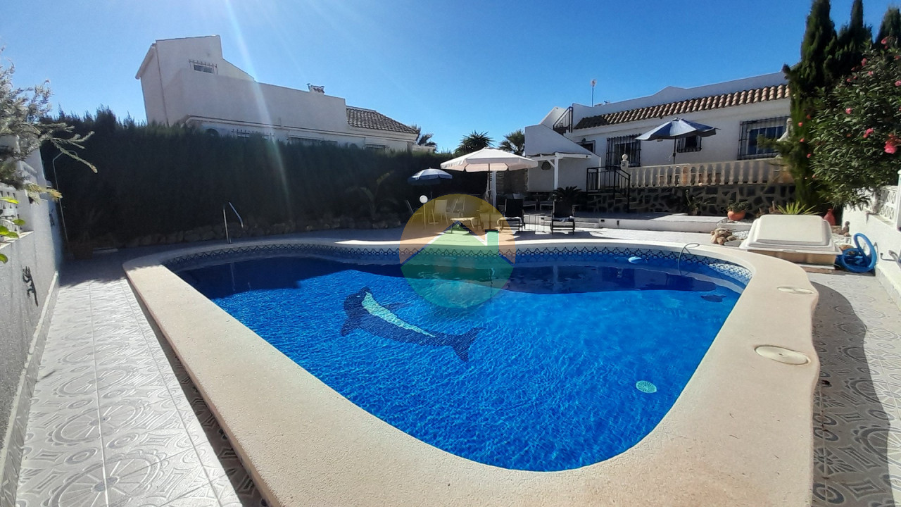 2 Bedroom Detached For Sale