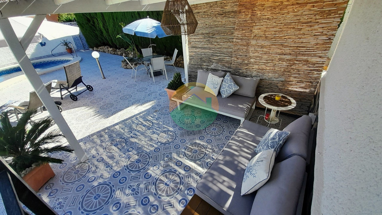 2 Bedroom Detached For Sale