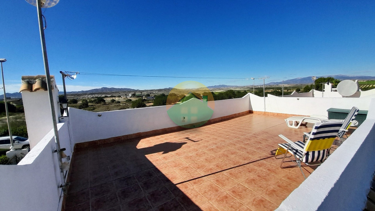 2 Bedroom Detached For Sale