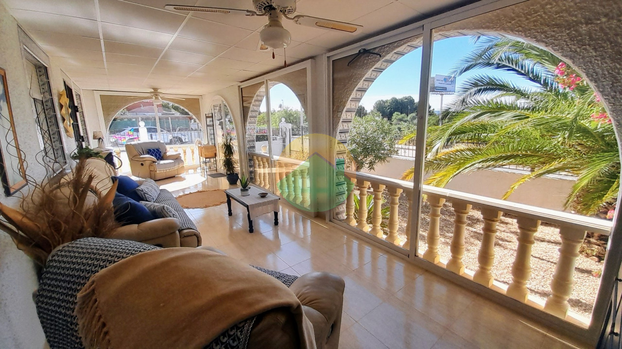 2 Bedroom Detached For Sale