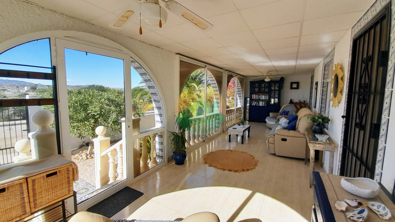 2 Bedroom Detached For Sale