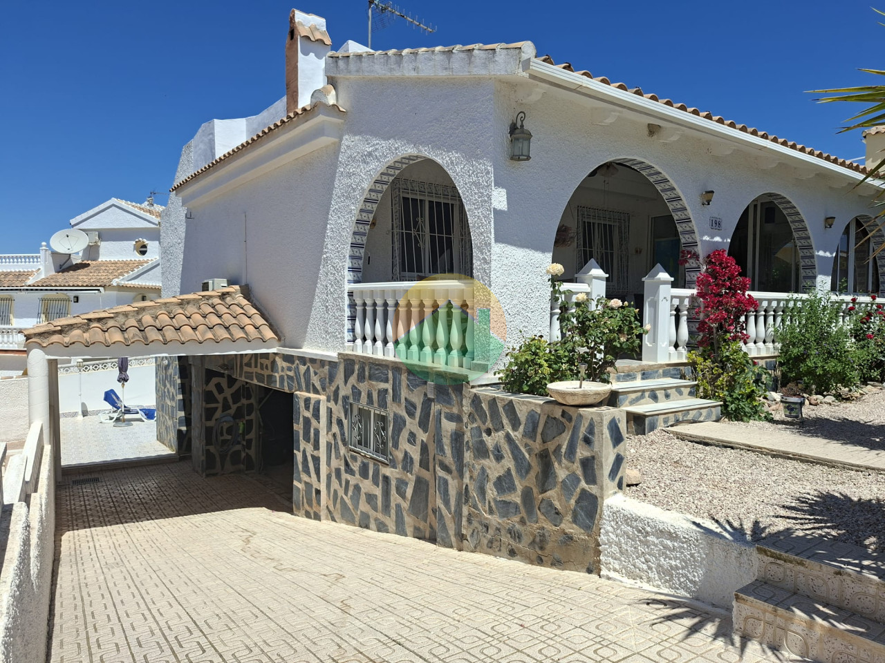2 Bedroom Detached For sale
