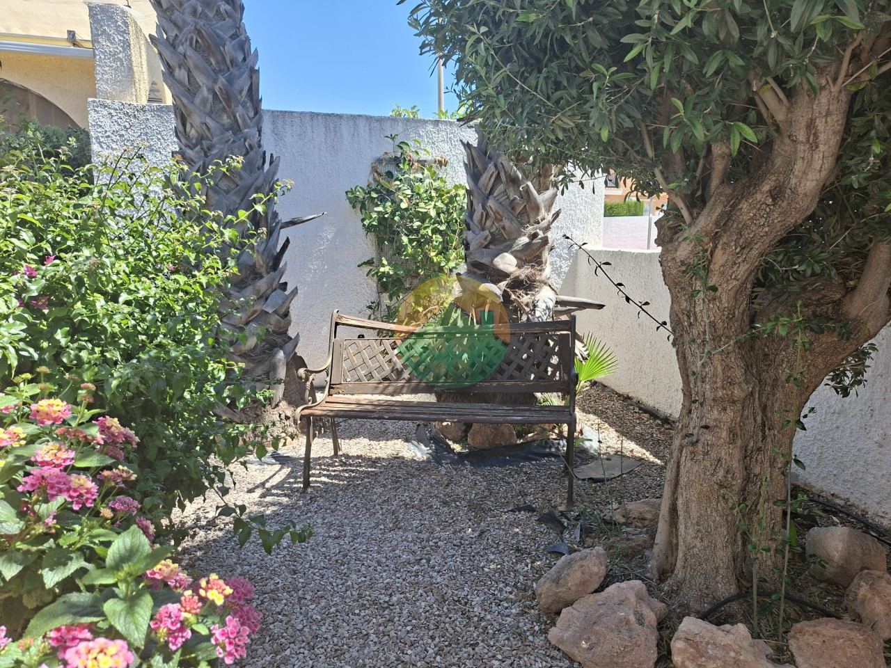 2 Bedroom Detached For sale