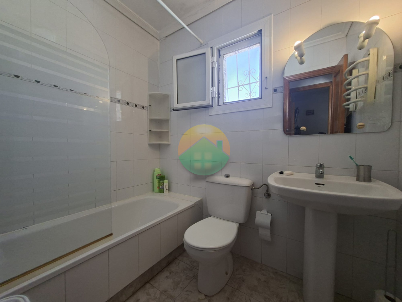 2 Bedroom Detached For sale
