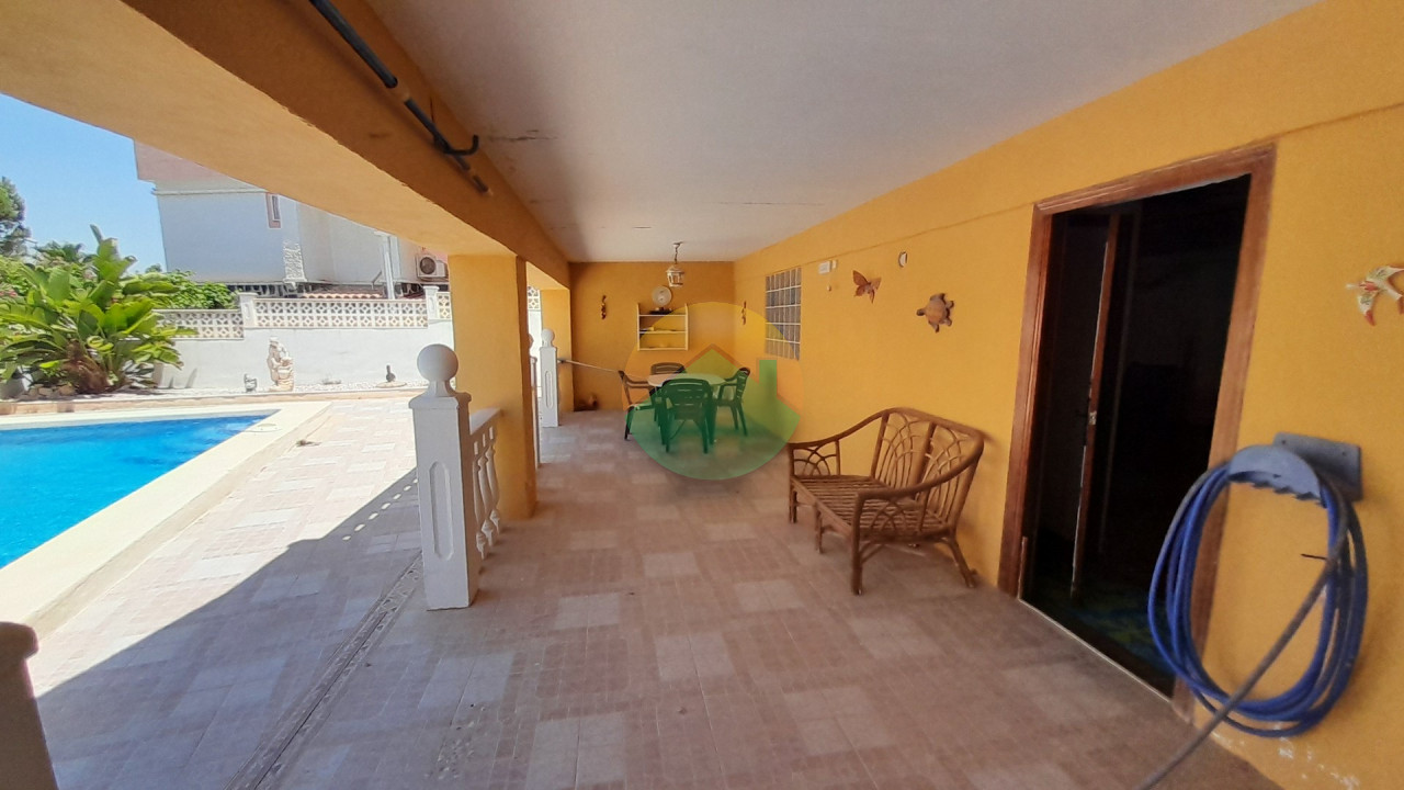 3 Bedroom Detached For Sale