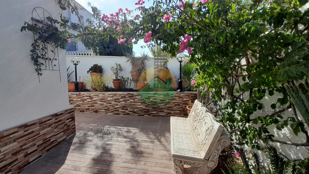 3 Bedroom Detached For Sale
