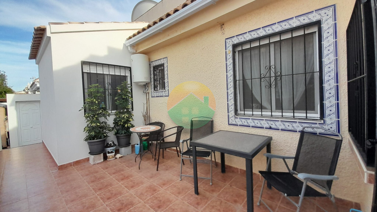 2 Bedroom Detached For Sale