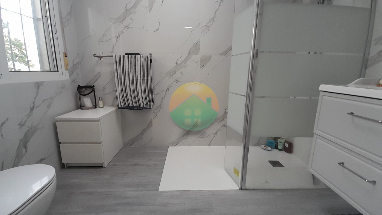 2 Bedroom Detached For Sale