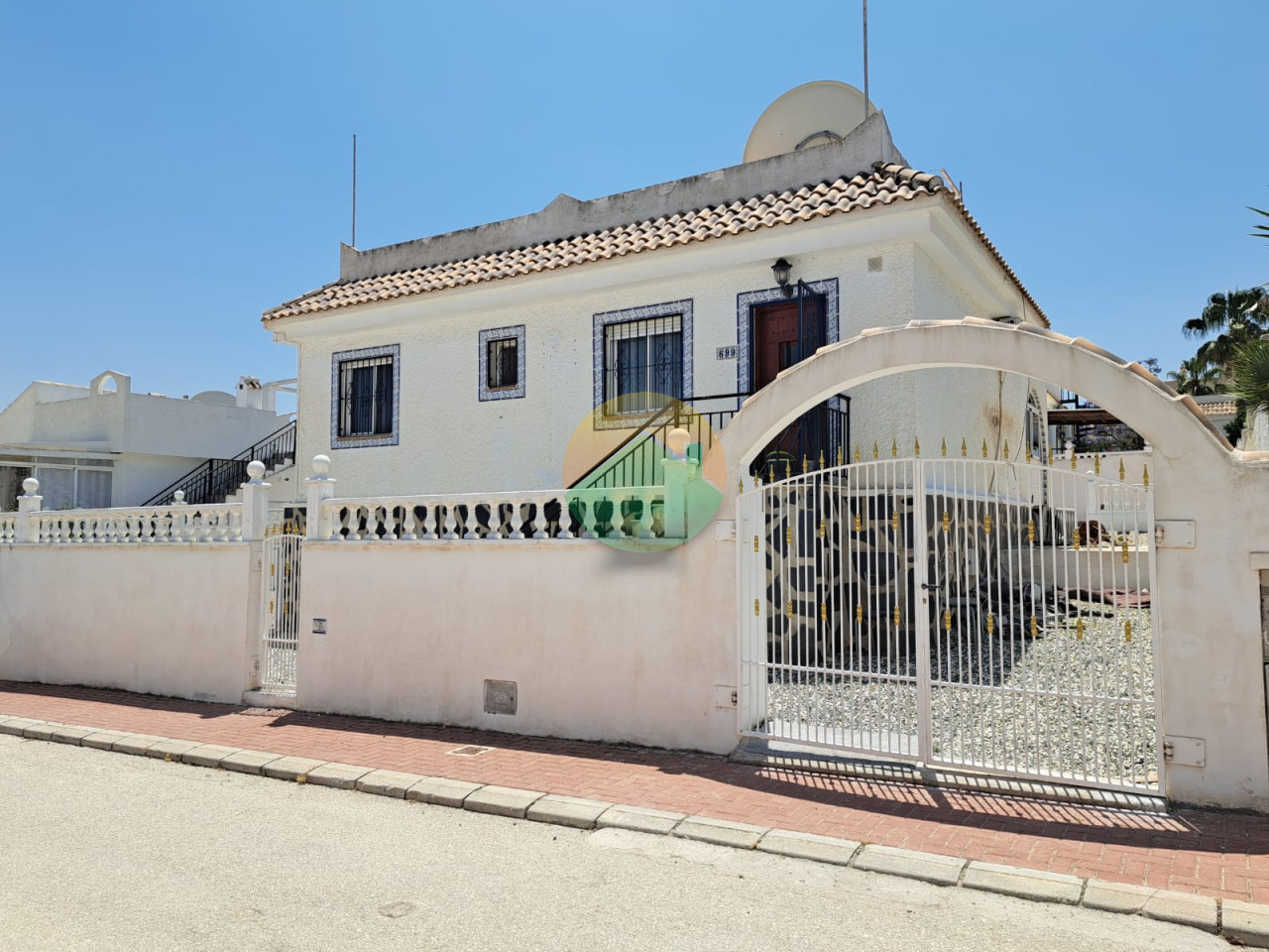 3 Bedroom Detached For Sale