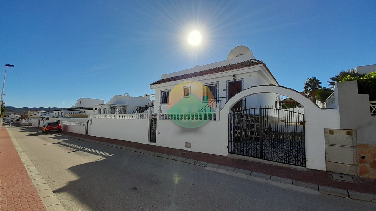 3 Bedroom Detached For Sale