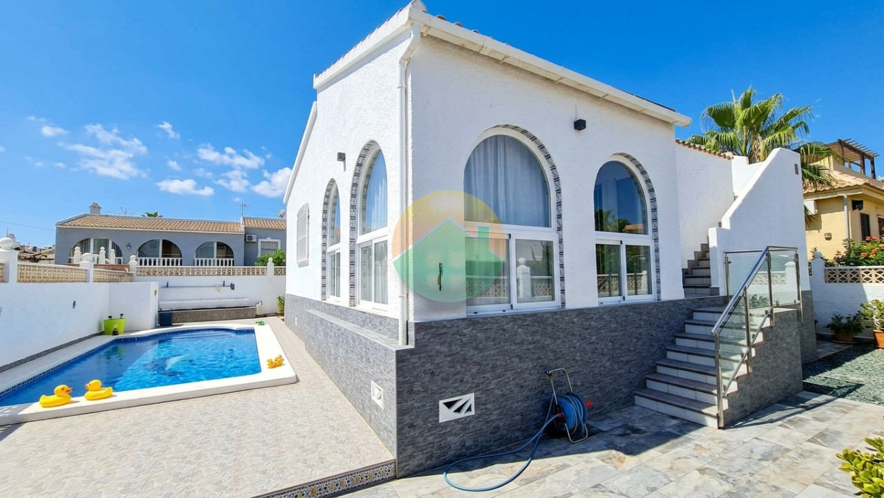 3 Bedroom Detached For Sale