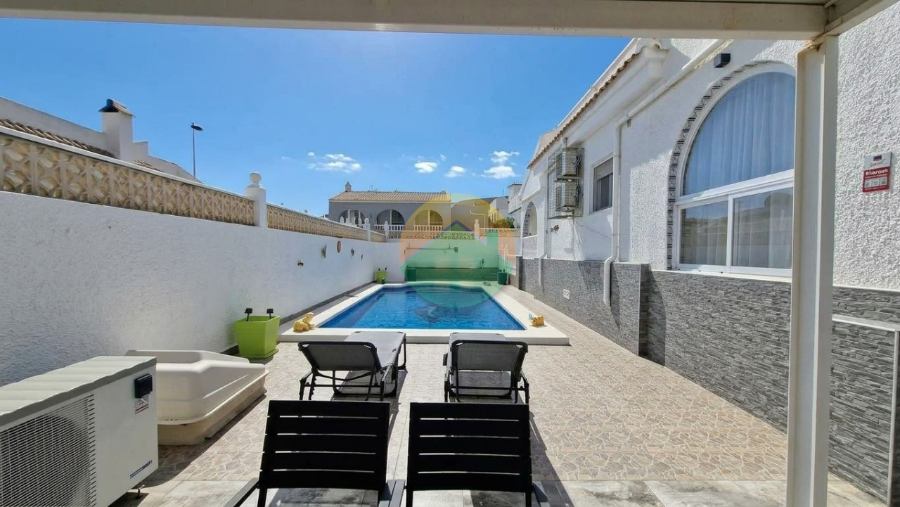 3 Bedroom Detached For Sale