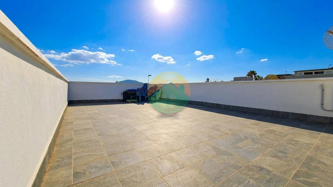 3 Bedroom Detached For Sale