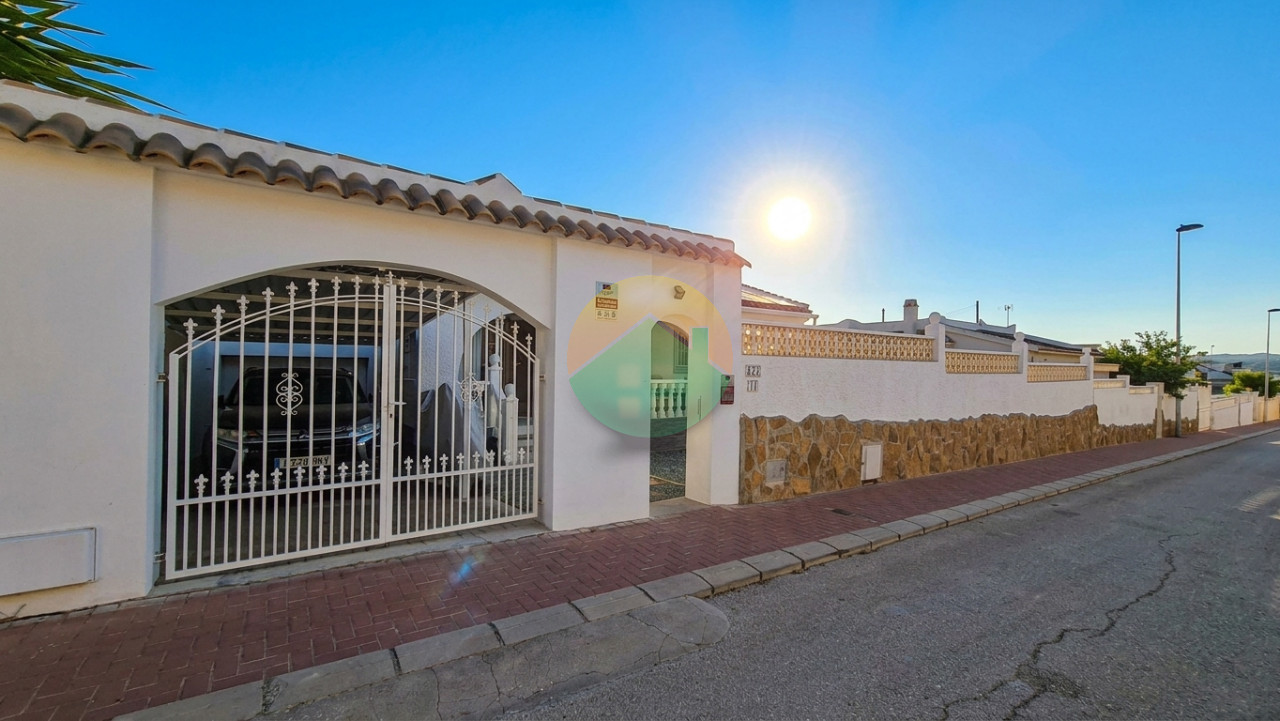 3 Bedroom Detached For Sale
