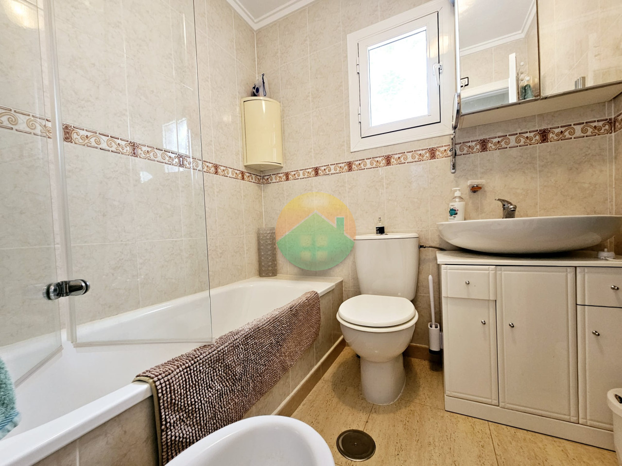 2 Bedroom Detached For Sale