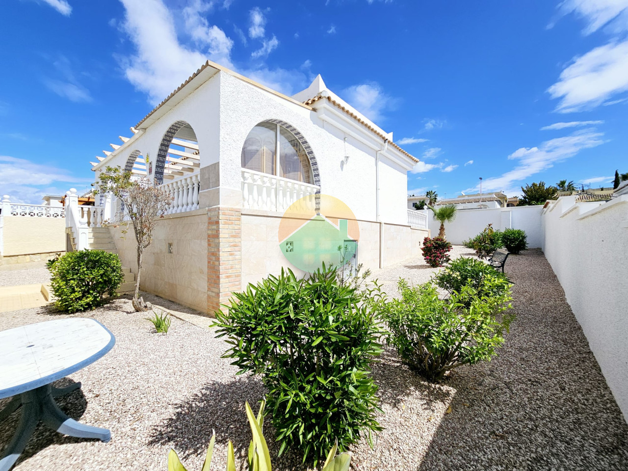 2 Bedroom Detached For Sale