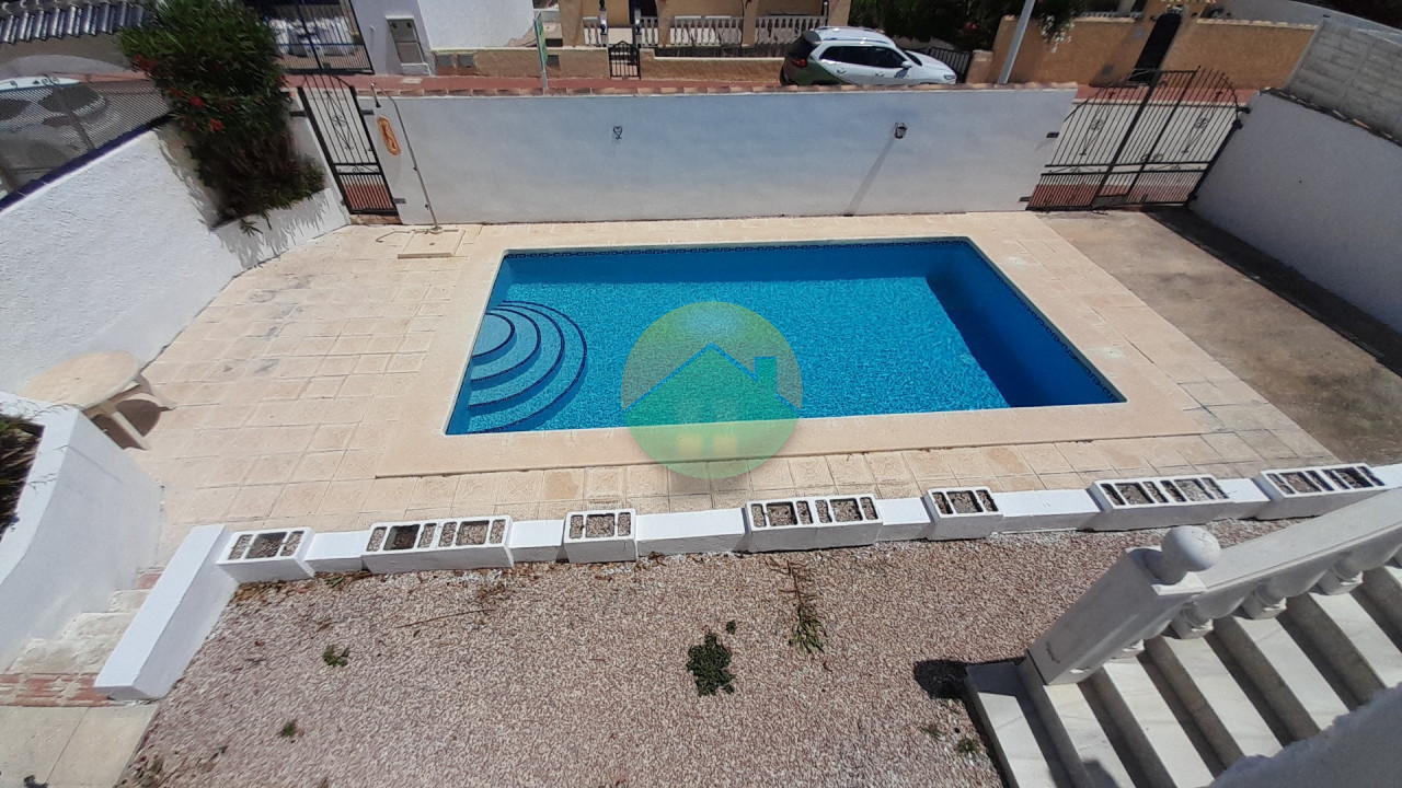 2 Bedroom Detached For Sale