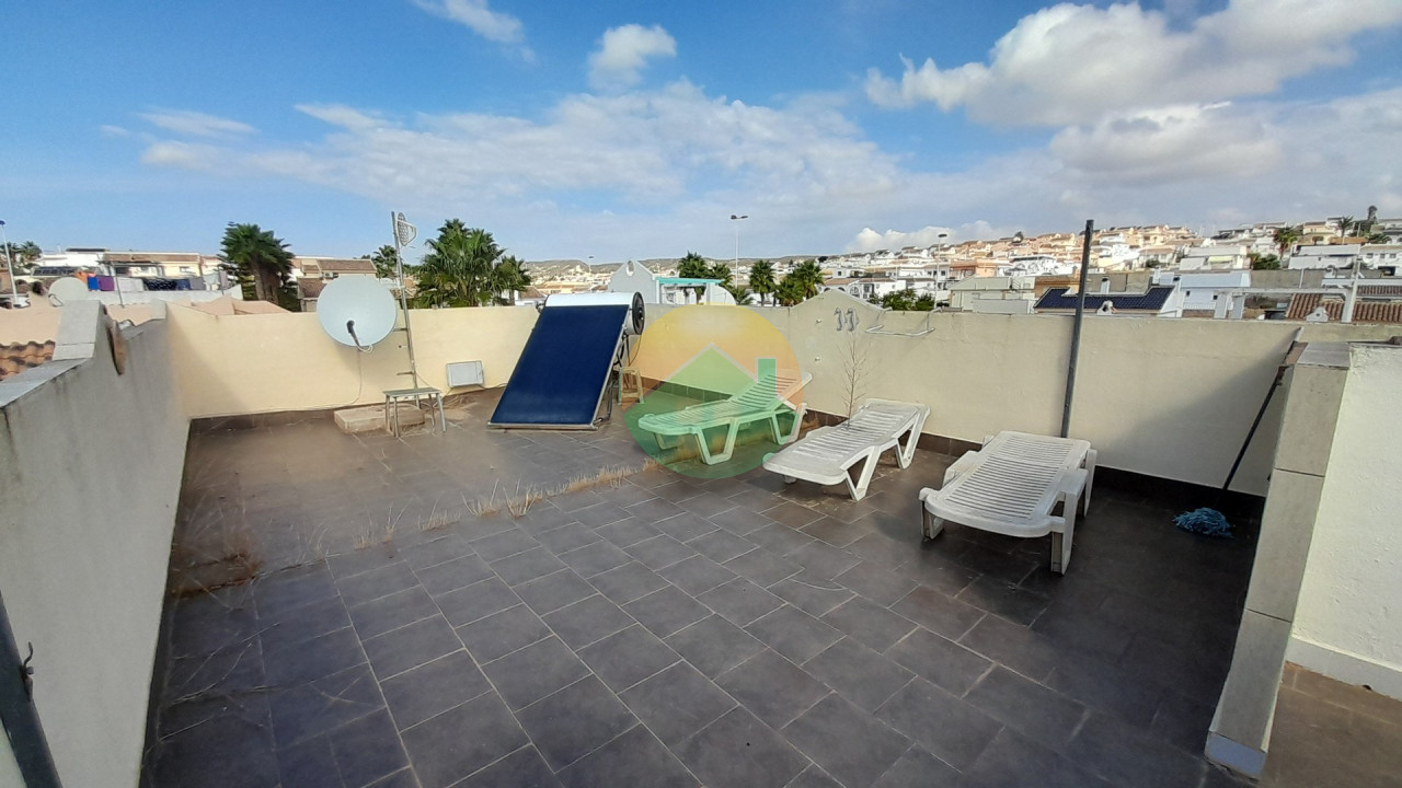 2 Bedroom Detached For Sale