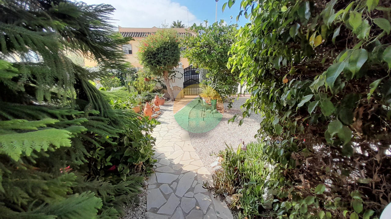 2 Bedroom Detached For Sale