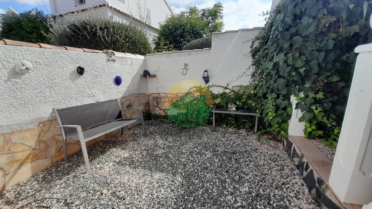 2 Bedroom Detached For Sale