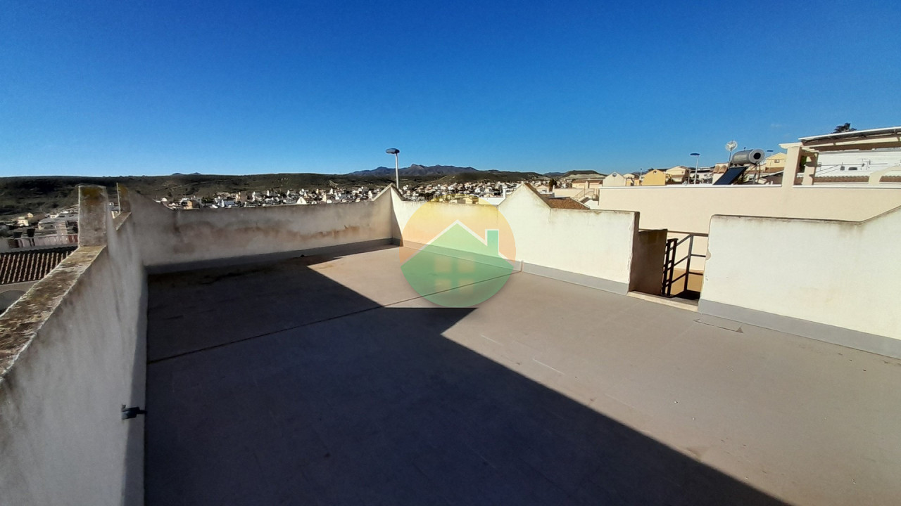 2 Bedroom Detached For Sale