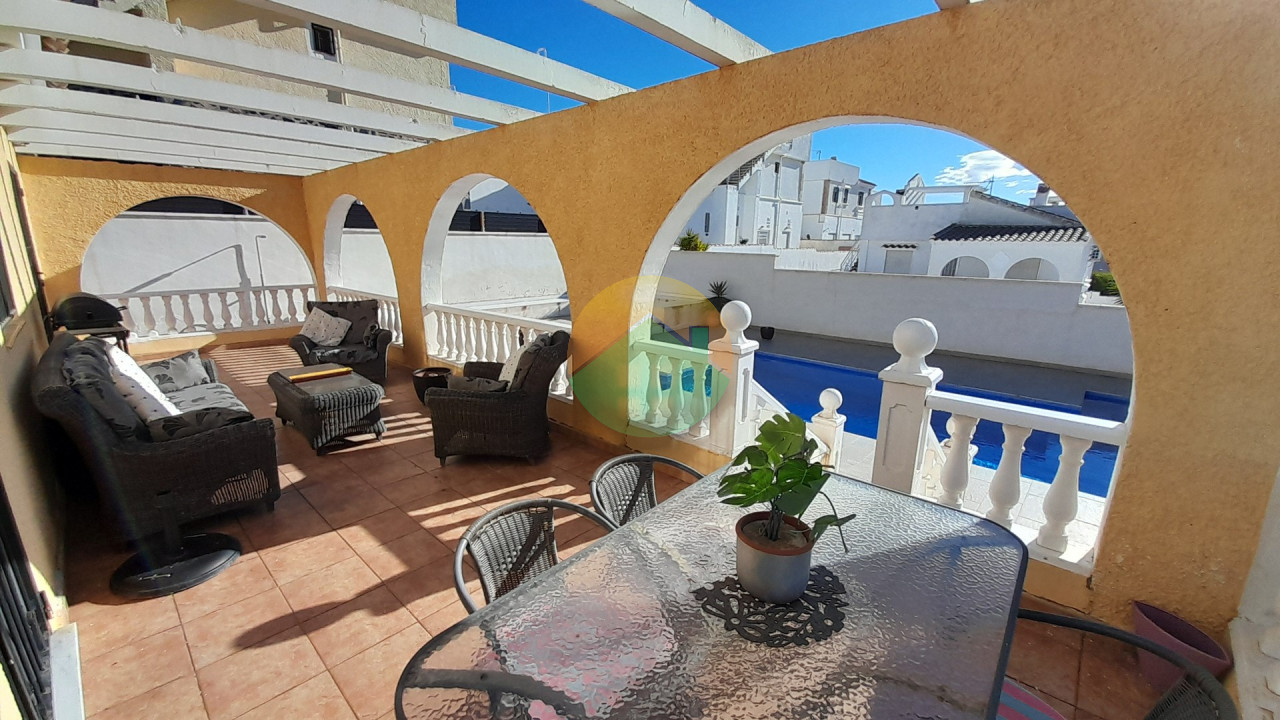 2 Bedroom Detached For Sale