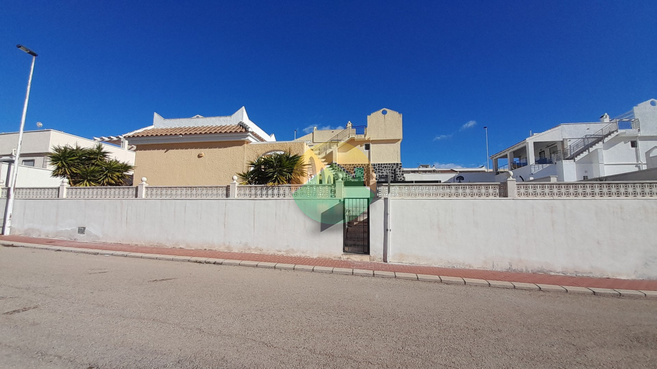 2 Bedroom Detached For Sale