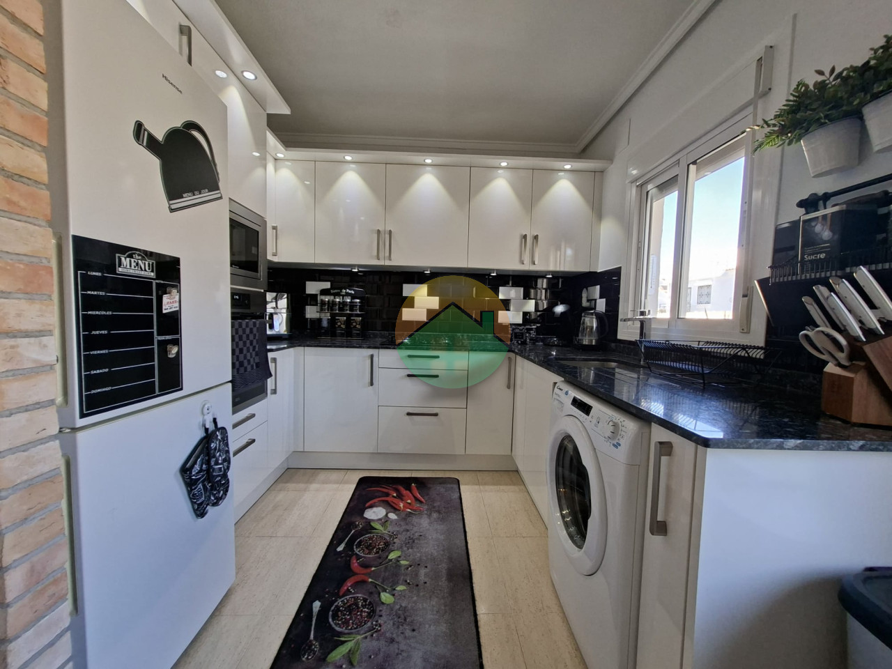 2 Bedroom Detached For Sale