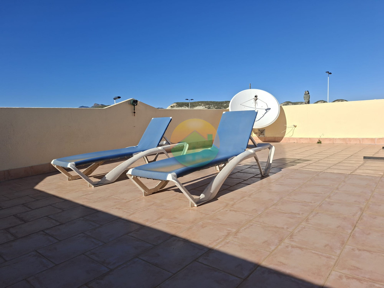 2 Bedroom Detached For Sale