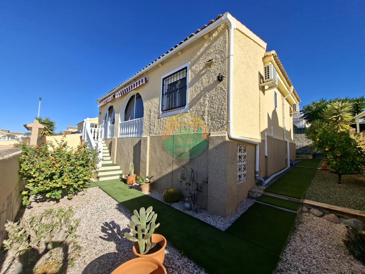 2 Bedroom Detached For Sale