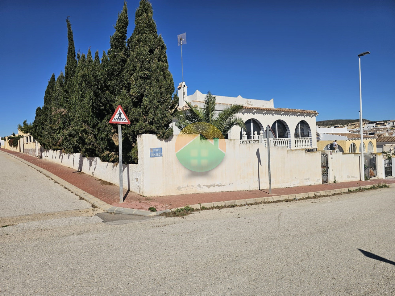 2 Bedroom Detached For Sale