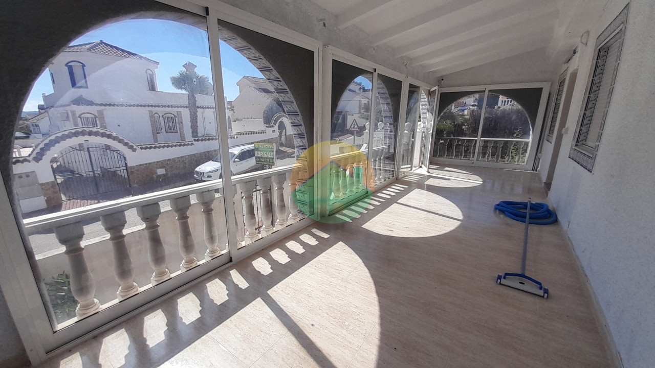 2 Bedroom Detached For Sale