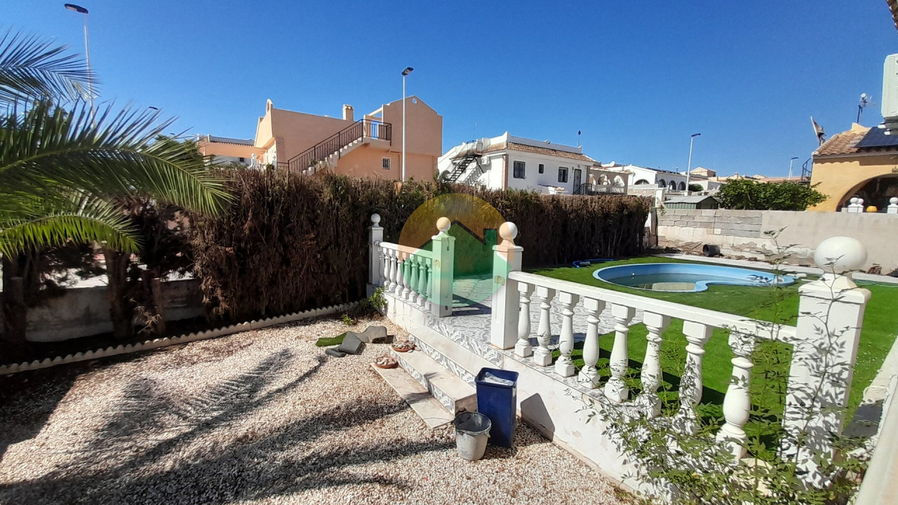 2 Bedroom Detached For Sale