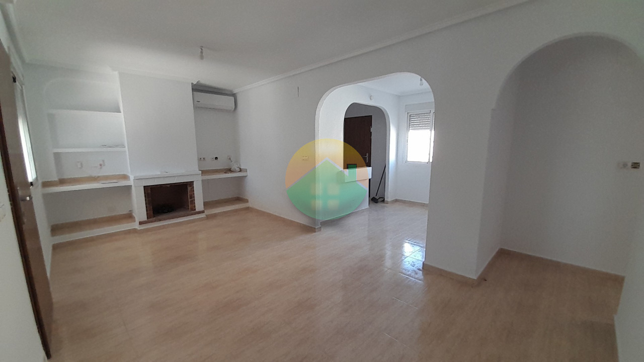 2 Bedroom Detached For Sale