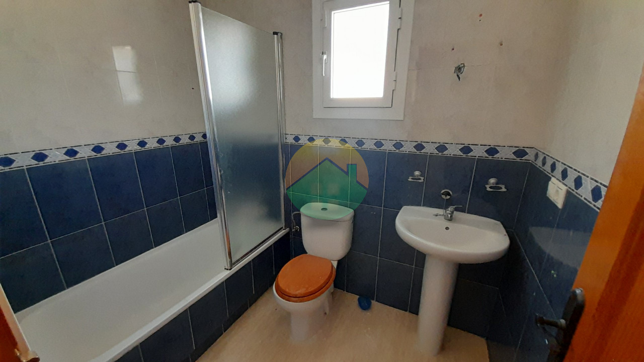 2 Bedroom Detached For Sale