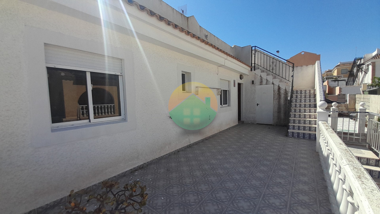 2 Bedroom Detached For Sale