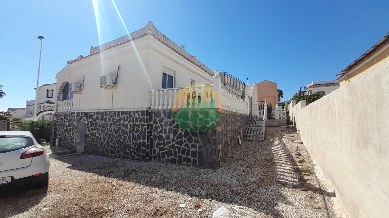 2 Bedroom Detached For Sale