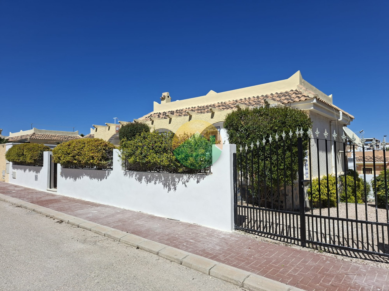 2 Bedroom Detached For Sale