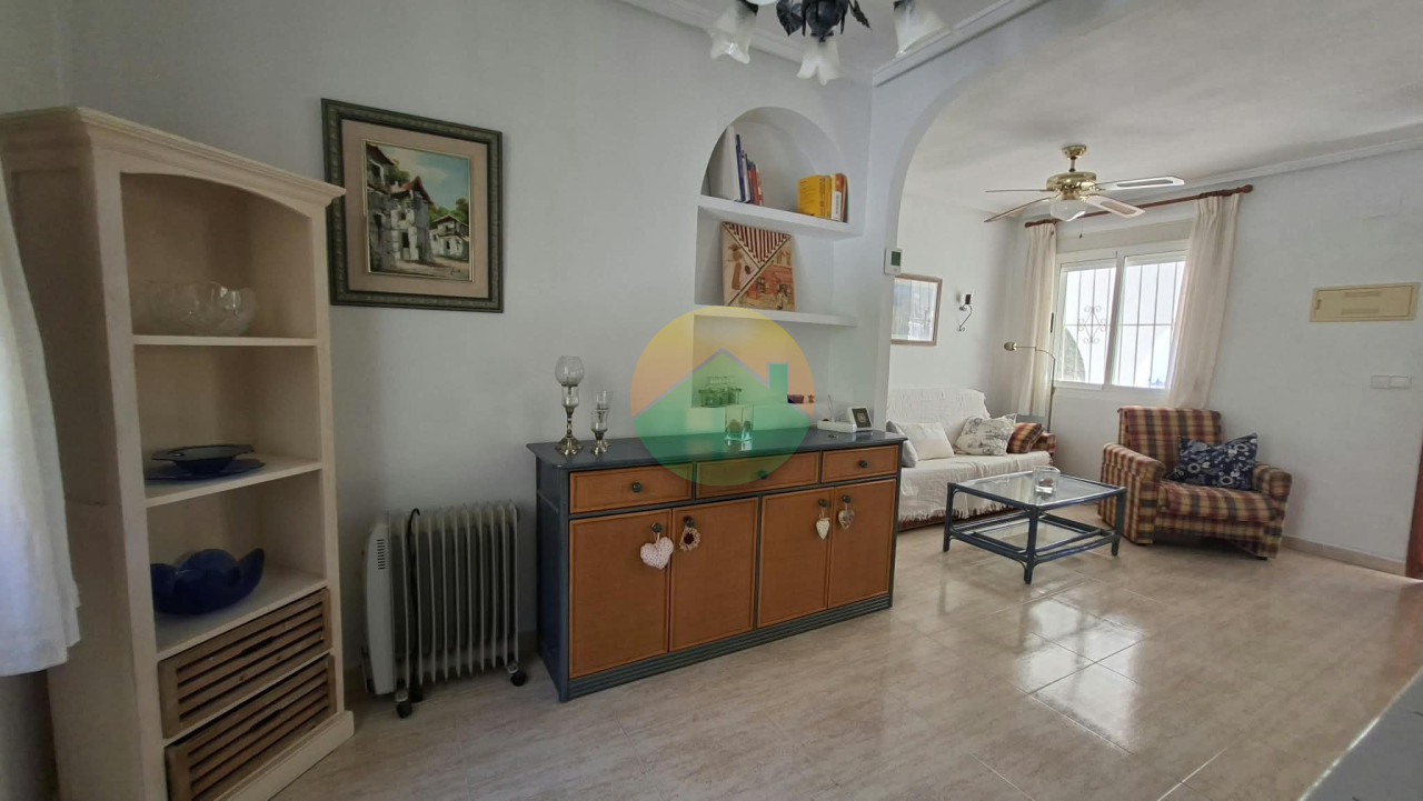 2 Bedroom Detached For sale