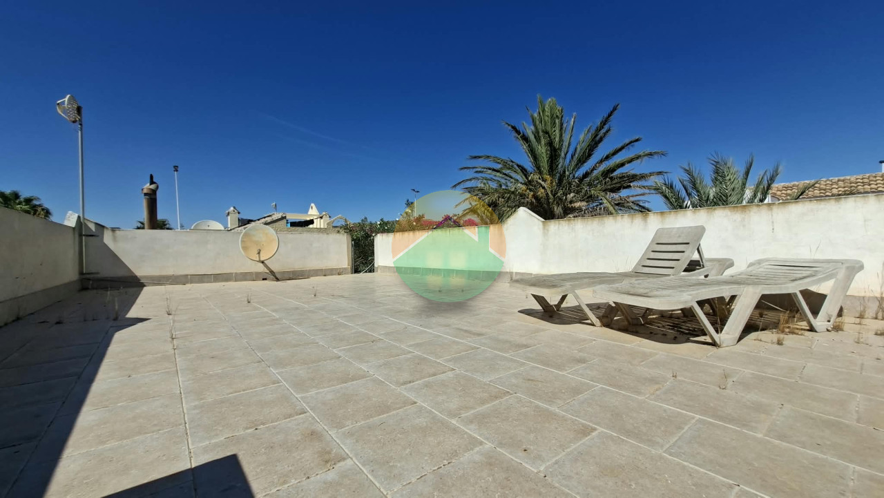 2 Bedroom Detached For sale