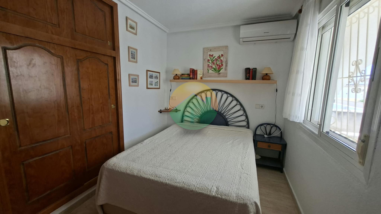 2 Bedroom Detached For sale