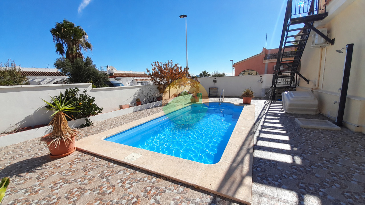 2 Bedroom Detached For sale