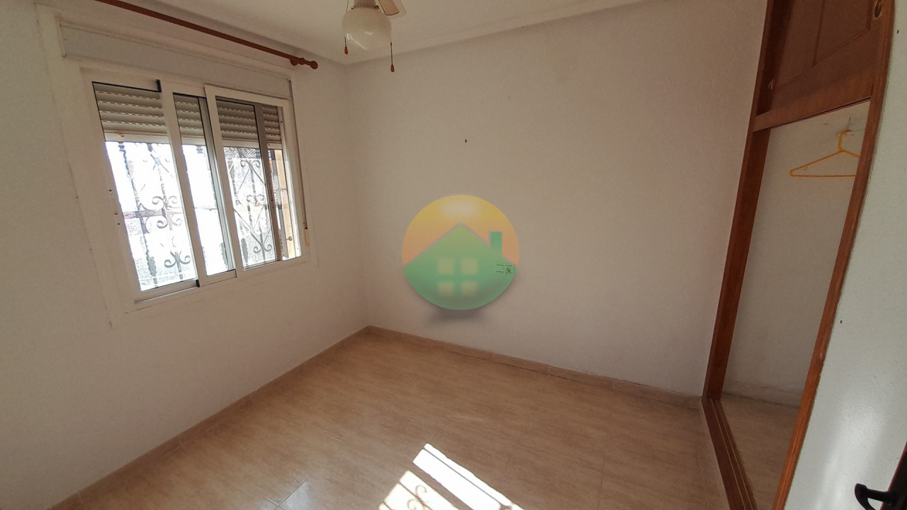 2 Bedroom Detached For sale