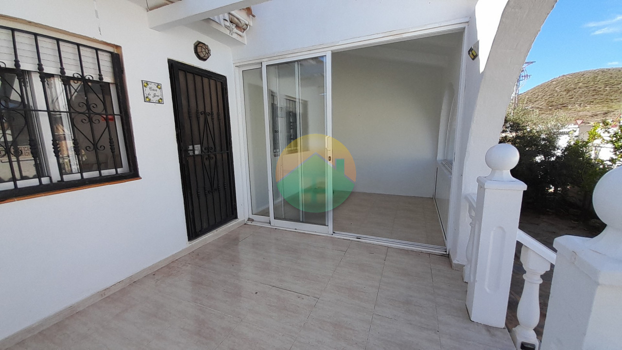 2 Bedroom Detached For sale