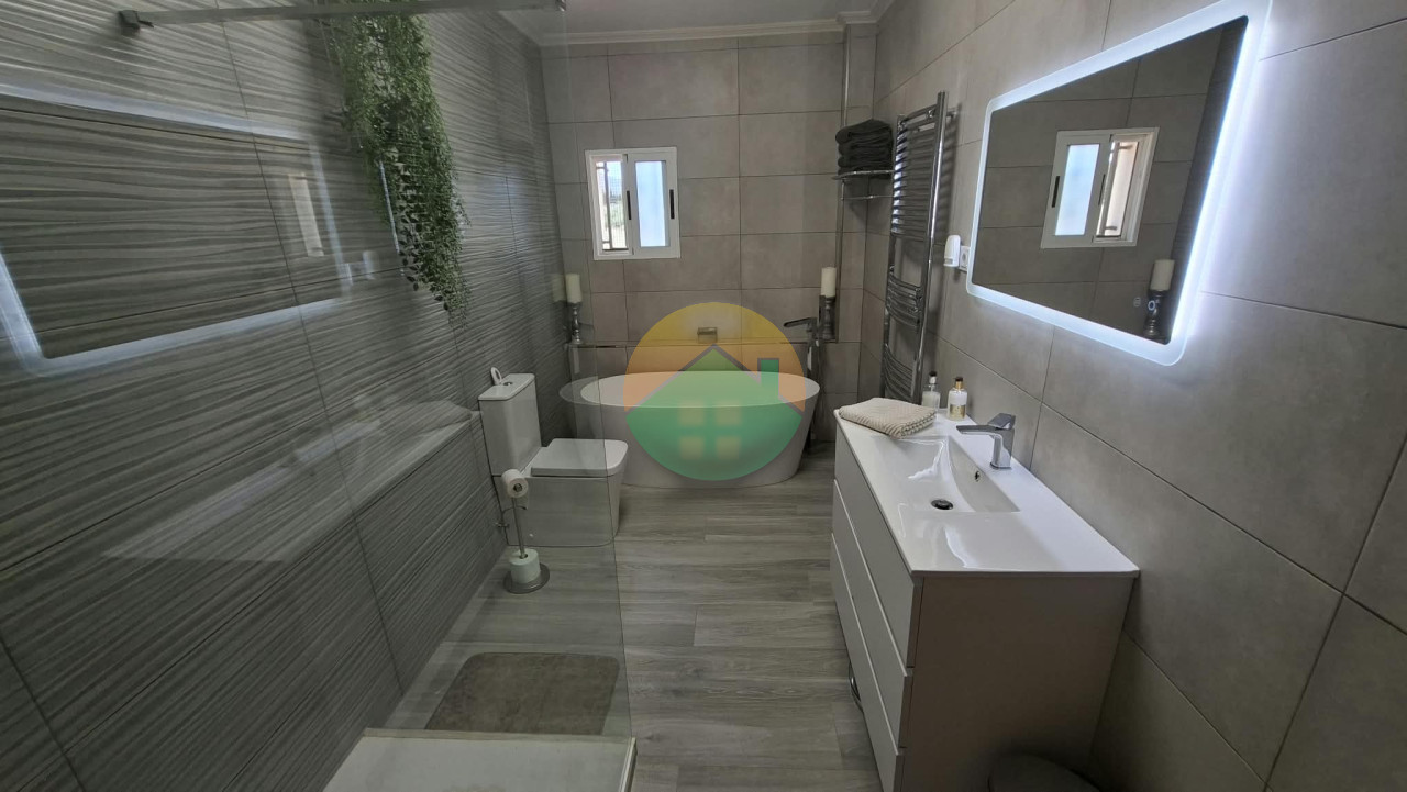 4 Bedroom Detached For Sale