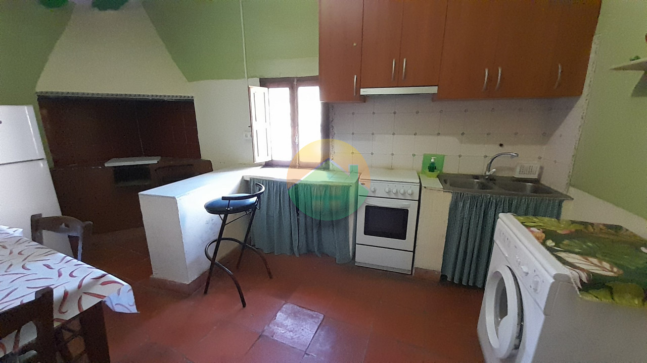 4 Bedroom Country house For Sale